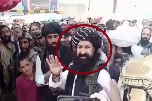 Terrorist Taliban: तालिबान का कब्जा होते ही काबुल में दिखा 37 करोड़ का इनामी आतंकी खलील हक्कानी, लोगों से करवाया ऐसा