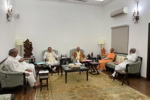 UP Election: मिशन मोड में CM योगी और अमित शाह, 3 घंटे तक मैराथन बैठक, इस चेहरे ने चौंकाया