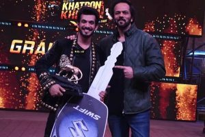 Khatron Ke Khiladi 11: अर्जुन बिजलानी ने किया शो का खिताब अपने नाम, ट्रॉफी से साथ जीते 20 लाख रुपये और कार