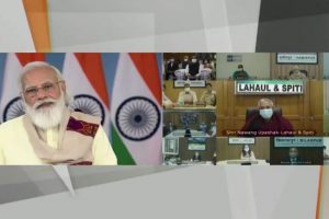 Corona Vaccine: PM Modi का स्वास्थ्यकर्मियों से संवाद, कहा- टीकाकरण के लिए बनाए रखे जोश, हिमाचल को लेकर कही ये बात
