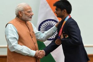 Paralympics: पीएम से बात कर गौरवान्वित महसूस कर रहे हैं नोएडा DM सुहास, कहा- कभी सोचा भी नहीं था कि एक दिन…