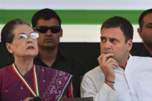 Congress: सोनिया गांधी की बढ़ी मुश्किलें, ED ने धनशोधन मामले में कांग्रेस की अंतरिम अध्यक्ष को किया तलब