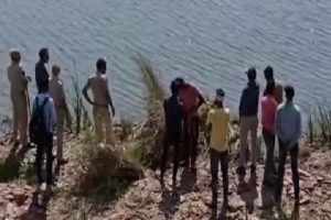 UP: आगरा में मूर्ति विसर्जन के दौरान बड़ा हादसा, नदी में डूबने से 5 लोगों की मौत