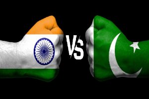 Ind vs Pak, T20 WC: T20 मैच में भारत की हुई हार तो पंजाब में भिड़े छात्र, कश्मीर में आतिशबाज़ी का वीडियो भी आया सामने