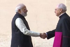PM Modi in Vatican: प्रधानमंत्री नरेंद्र मोदी पोप फ्रांसिस से मिलने वेटिकन सिटी पहुंचे, फ्रांस के राष्ट्रपति से भी करेंगे चर्चा