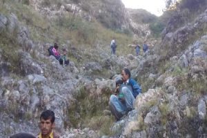 Uttarakhand: चकराता में बड़ा सड़क हादसा, खाई में गाड़ी गिरने से 12 से ज्यादा लोगों की मौत