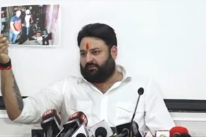 Video: BJP नेता का बड़ा आरोप, ‘शाहरुख खान से वसूली की फिराक में थे महाराष्ट्र के कई मंत्री’