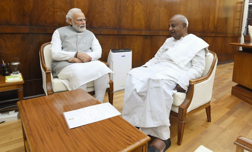 PM Modi and Devegowda
