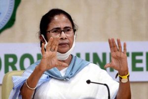 Mamata Banerjee: राष्ट्रगान के अनादर का मामले में ममता बनर्जी को राहत, मुंबई की अदालत ने समन पर लगाई रोक 