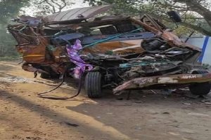 West Bengal: सड़क दुर्घटना में 18 की मौत, अमित शाह और राज्यपाल ने शोक व्यक्त किया