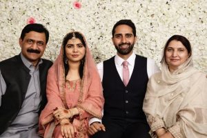 Malala Yousafzai Marriage: प्रियंका चोपड़ा से लेकर कटरीना कैफ समेत बॉलीवुड सेलेब्स ने दी मलाला को उनके निकाह की बधाई