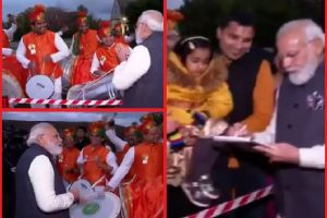 Video: ग्लास्गो से स्वदेश रवाना होते हुए PM मोदी ने ढोल पर लगाई थाप, भारतीयों ने दी यादगार विदाई