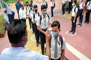 Delhi School: सुप्रीम कोर्ट से फटकार के बाद दिल्ली सरकार का फैसला, अगले आदेश तक बंद किए गए स्कूल