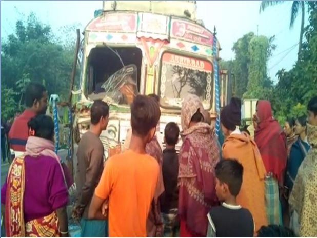 West Bengal: पश्चिम बंगाल के नदिया में भीषण सड़क हादसा, 17 की मौत, 15 से अधिक गंभीर रूप से घायल