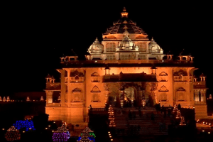 Ayodhya Diwali 2021 Live: 12  लाख दिओ से जगमगाई राम की नगरी अयोध्या, बना अब तक का सबसे विराट रिकॉर्ड