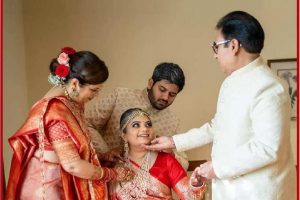 Wedding Pictures: ‘जेठालाल’ उर्फ ​​​​दिलीप जोशी की बेटी नियति की हुई शादी, तस्वीरें सोशल मीडिया पर Viral