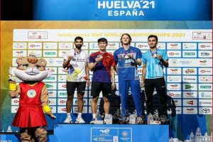 BWF World Championships: किदाम्बी श्रीकांत ने विश्व बैडमिंटन चैंपियनशिप में रचा इतिहास, जीता रजत पदक