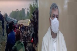 Guwahati-Bikaner Express Derailed: मृतकों और घायलों के लिए मुआवजे का किया ऐलान, रेलमंत्री ने PM मोदी से की बात