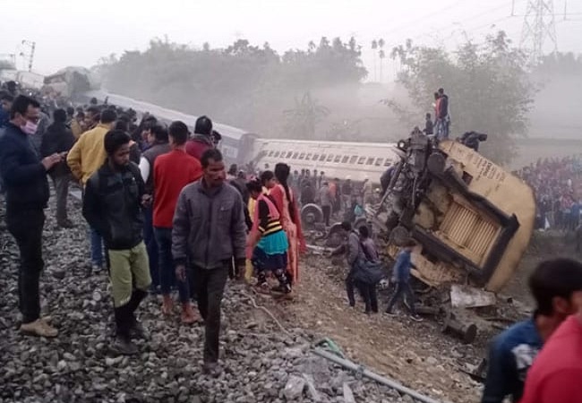 Guwahati-Bikaner Express derailed pic