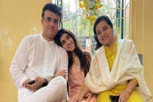 Sourav Ganguly: सौरव गांगुली के बाद परिवार के 4 लोग कोरोना संक्रमित, बेटी भी पॉजिटिव