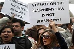 Pakistan: इमरान खान के मुल्क में अवैध संबंध न बनाने का नतीजा, महिला को ईशनिंदा में फंसाकर दिलाई मौत की सजा