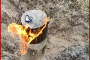 Madhya Pradesh: मुरैना के गांव में बोरवेल से पानी की जगह निकली आग की लपटें, देखें Video