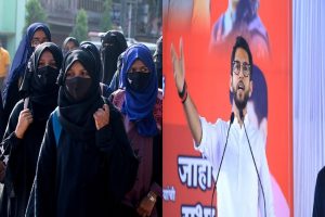 Karnataka Hijab Row: हिजाब विवाद पर सहयोगी शिवसेना ने कांग्रेस को दिखाया आईना, आदित्य ठाकरे ने कहा “स्कूल में हिजाब नहीं यूनिफार्म ही पहनना चाहिए”
