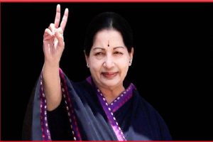 Birth Anniversary: तमिलनाडु की अम्मा जयललिता का विवादों से भी रहा है गहरा नाता, कैसे बनीं आयरन लेडी?