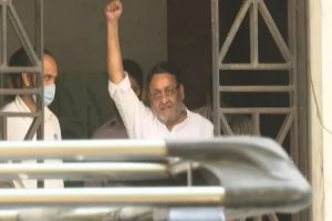 Nawab Malik: ED हिरासत में भेजे गए मनी लॉन्ड्रिंग मामले में गिरफ्तार नवाब मलिक, BJP ने की इस्तीफे की मांग, तो NCP ने अलापा ये राग  