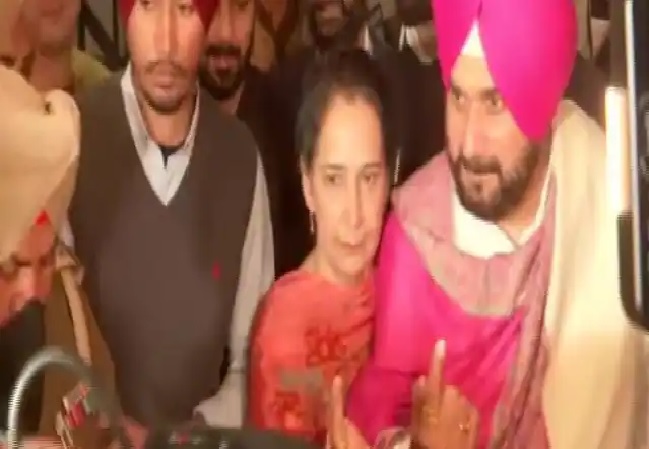 sidhu and wife vote