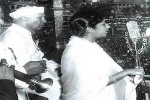 Lata Mangeshkar Dies: जब लता दीदी के गाने सुनकर रोए थे जवाहरलाल नेहरू, जानिए उनकी जिंदगी से जुड़े अनसुने किस्से