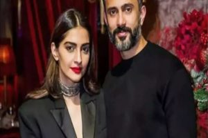 Sonam Kapoor Trolled: पाकिस्तान से सोनम कपूर ने किया पति को प्यार का इजहार, लोकेशन देख भड़के यूजर्स ने लगाई क्लास