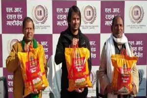 Bihar: सियासत में छोटे भाई तेजस्वी से पिछड़े, अब लालू के बड़े बेटे तेजप्रताप बेचेंगे चावल