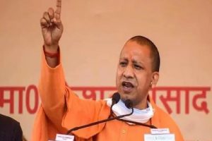 Jharkhand: झारखंड विधानसभा में योगी की जीत का डंका, भगवा कपड़े पहनकर BJP विधायकों ने लगाए जय श्री राम के नारे