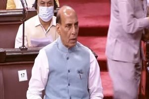 Parliament: पाकिस्तान में कैसे गलती से गिरी भारत की मिसाइल, संसद में रक्षा मंत्री ने दिया ये जवाब