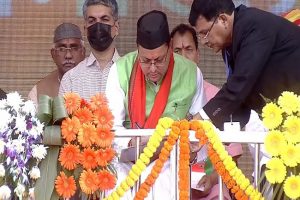 Uttarakhand CM oath: पुष्कर सिंह धामी ने ली सीएम पद की शपथ, देवभूमि के 12वें मुख्यमंत्री बनें