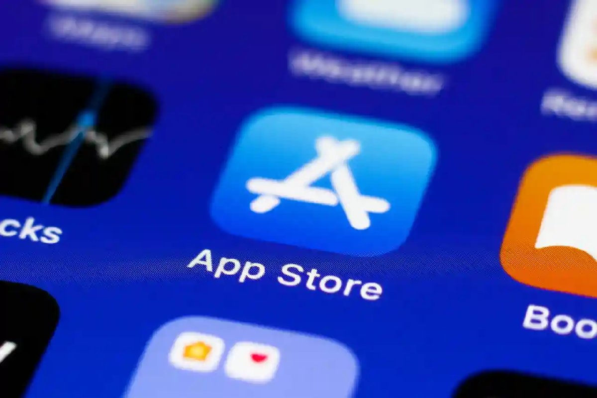 App Store: हो जाएं सावधान! एप्पल ऐप स्टोर पर अब भी यूजर्स का डेटा ट्रैक कर रहे ऐप्स