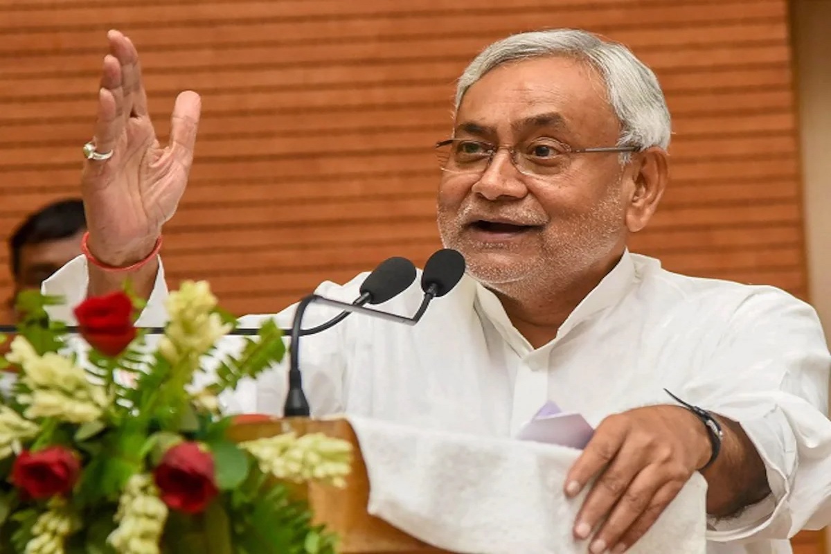 Bihar: CM नीतीश कुमार की सुरक्षा में फिर हुई चूक, जनसभा स्थल के पास हुआ धमाका