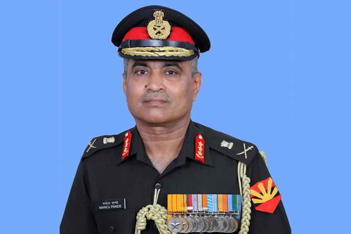 New Army Chief Of India: कौन हैं सेना प्रमुख की कमान संभालने जा रहे जनरल मनोज पांडे?, जानिए, कैसा रहा आर्मी चीफ तक का सफर?