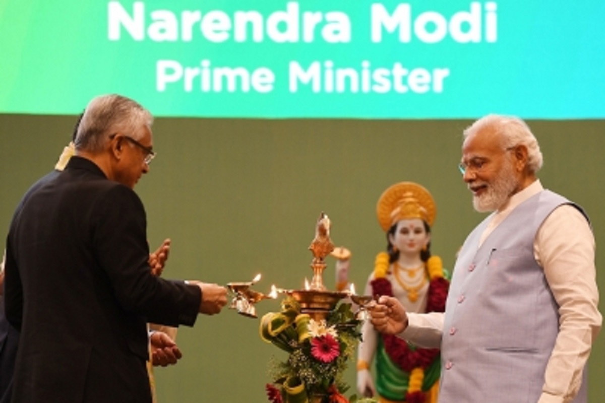 PM Modi Gujarat visit: PM मोदी ने चिकित्सा पर्यटकों के लिए आयुष वीजा शुरू करने की घोषणा की