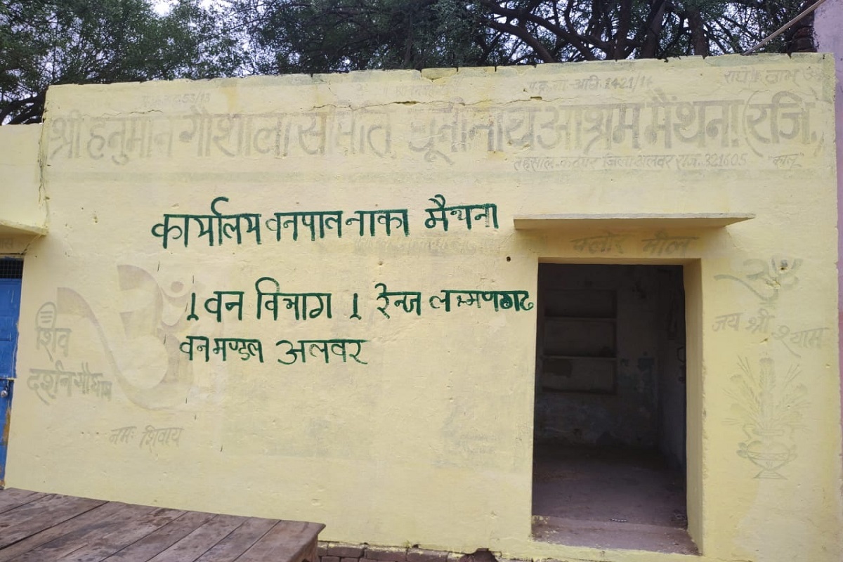 Rajasthan: गहलोत राज में अब मंदिर के बाद गौशाला पर चला बुलडोजर, तो भड़का हिंदू संगठन