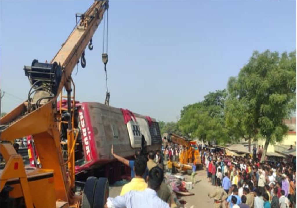 Road accident in Ayodhya