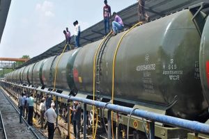 Pali Water Crisis: भीषण जल संकट से जूझ रहे पाली के लोगों के लिए बड़ी खुशखबरी, राहत दिलाने के लिए ‘जलदूत’ बनकर पहुंची वाटर ट्रेन