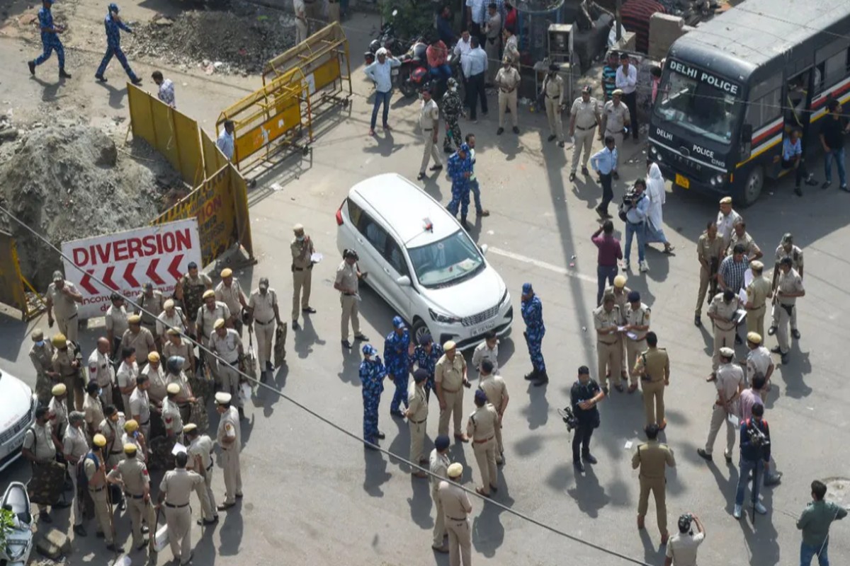 Delhi: जहांगीरपुरी मामले में अब तक हुए 20 आरोपी गिरफ्तार, क्राइम ब्रांच को सौंपा गया केस