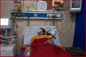 Rajasthan: अस्पताल से सामने आई शर्मनाक तस्वीर, महिला मरीज की आंख को चूहें ने कुतरा, डॉक्टर ने दिया अजीबो गरीब तर्क