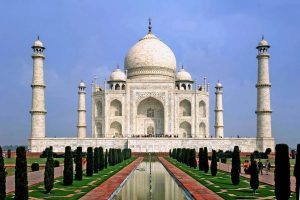 Taj Mahal Controversy: BJP सांसद का बड़ा दावा, कहा- ताजमहल की जमीन हमारी, मुग़ल शासक शाहजहां…