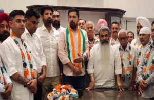 Punjab: BJP विधायक अदिति सिंह के पति ने दोबारा थामा कांग्रेस का दामन, टिकट न मिलने से छोड़ी थी पार्टी