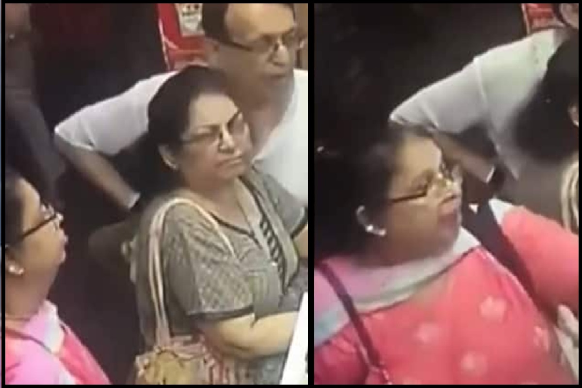 Video: देखते ही देखते दूसरी महिला को पर्स लेकर रफूचक्कर हुई चोर आंटी, वीडियो में देखिए कैसे निकाला पर्स