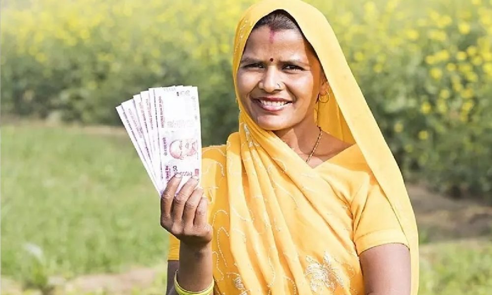 Govt. New Scheme: सरकार दे रही है मालामाल होने का जबरदस्त मौका, अगर पत्नी की उम्र 30 से ज्यादा है तो हर महीने मिलेंगे इतने रुपये, जानिए डिटेल