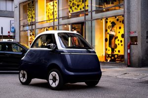 Electric Car: मार्केट में गदर मचाने आ रही है नैनो से भी छोटी कार, फीचर्स और कीमत सुनकर उड़ जाएंगे होश, जानें डिटेल
